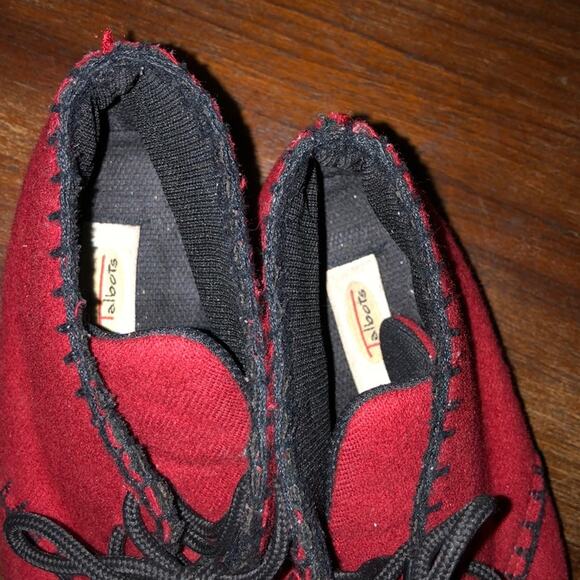 Talbots Preppy Academia Studious Holiday Red Material Ankle Booties - Picture 5 of 8